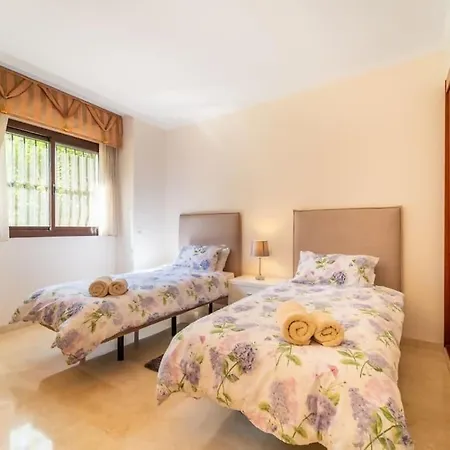 Elegant 3bedroom In La Quinta Marbella Apartment